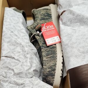 Hey Dude Knit Slip-On Sneaker in Green/Cream